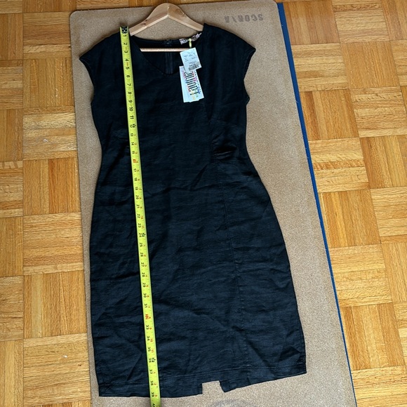 Never worn black 100% linen dress. Size S. Lavinia brand made in Italy. - Picture 11 of 12